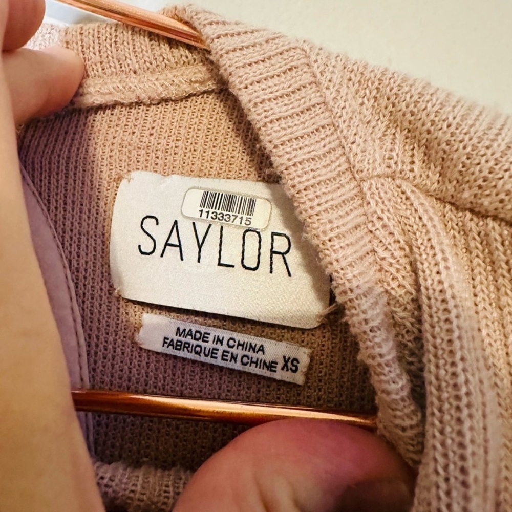 Saylor Avian Light Pink Ribbed Cascade Ruffle Tie Back Sweater Size Extra Small - Picture 8 of 8